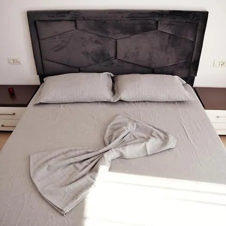 Apartament Feeling Home In Cartier Westresidence Oradea Exterior photo