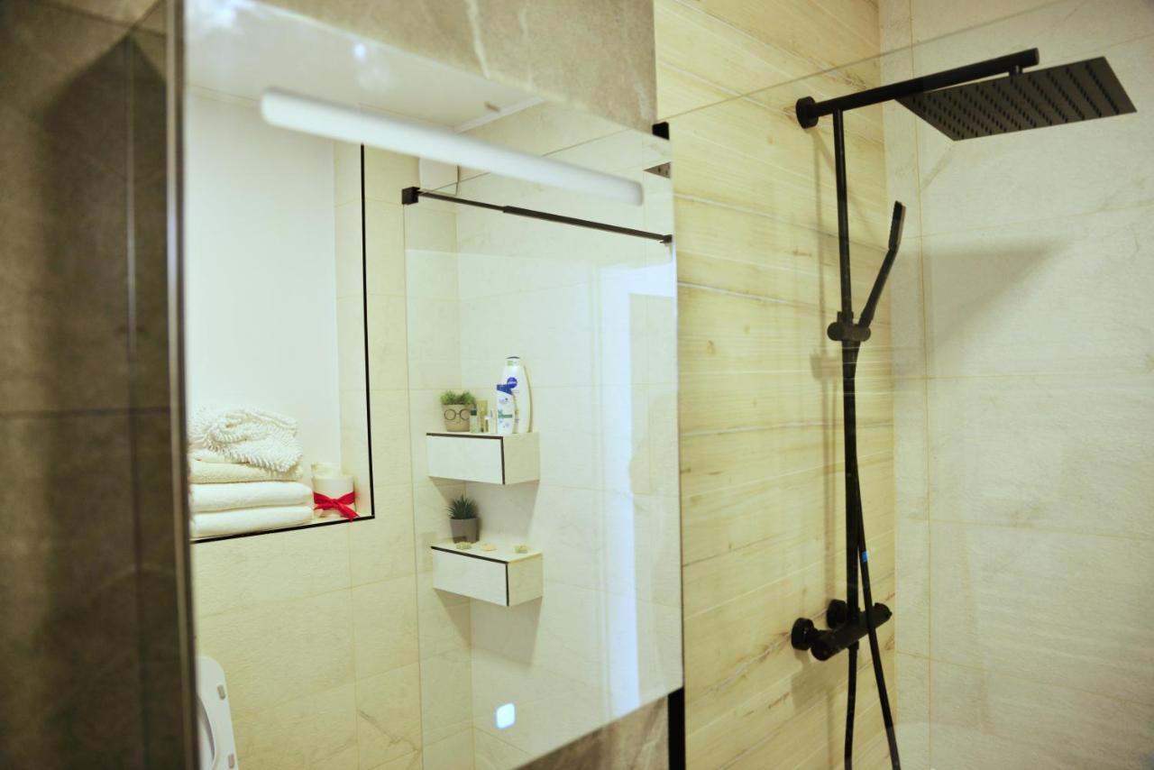 Apartment Apartament Feeling In Cartier Westresidence Oradea